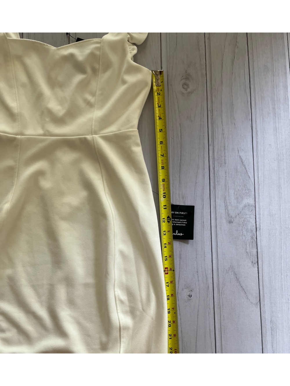 New Lulu’s White Square-Neck sweetheart ruffle bodycon mini dress. Small - Picture 10 of 14